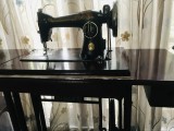 Singer sewing machine orginal