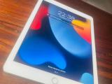 Apple iPad Pro 9.7 for quick sale