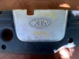 Kia Rio engine top cover